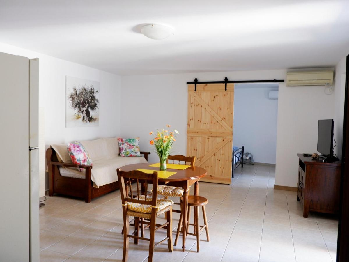 Mani Home Neo Oitilo Luaran gambar